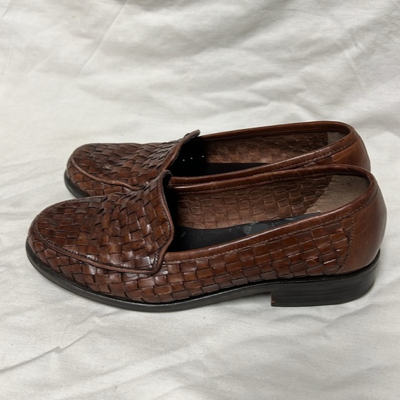 Nine West, Brown, Close Toe, Leather Upper Loafers Size 5.5M - Picture 3 of 9